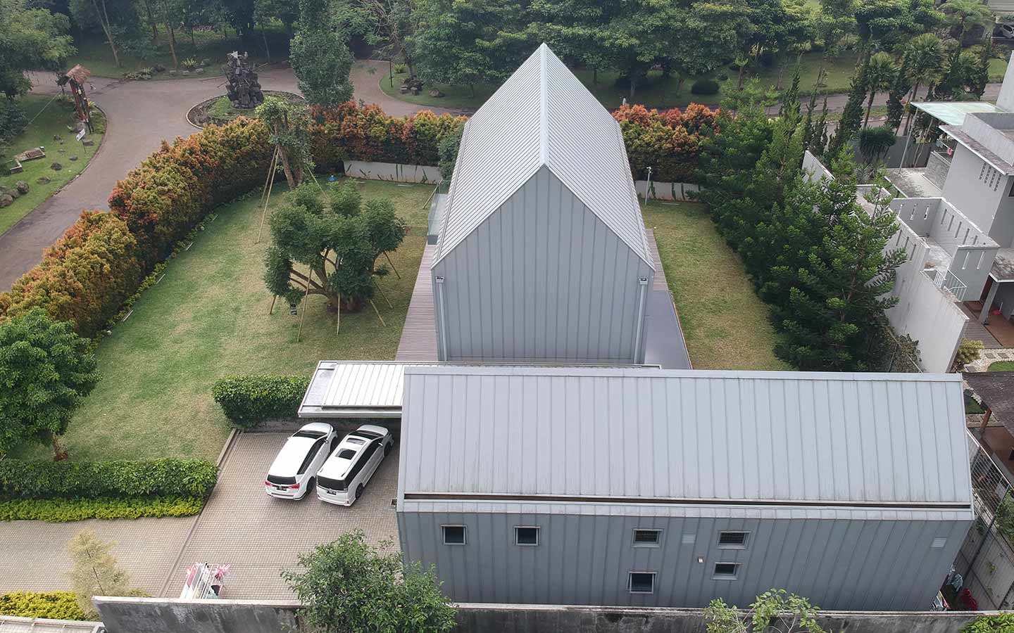 COLORBOND® Gull Grey Trinity House.jpg